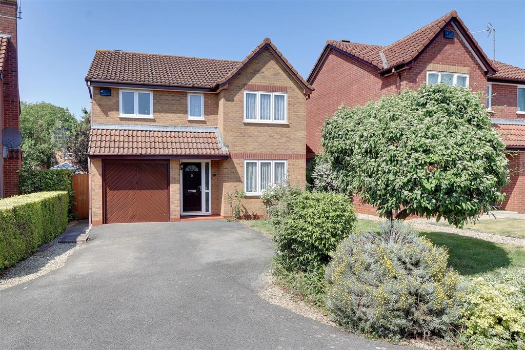 Daffodil Close, Abbeymead, Gloucester 4 bed detached house for sale £