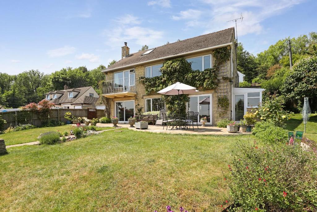 Beacon Close, Painswick, Stroud 3 bed detached house for sale £850,000