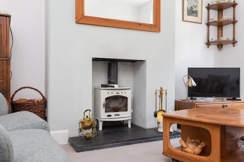 8 Darnell Road, Edinburgh, EH5 3PL