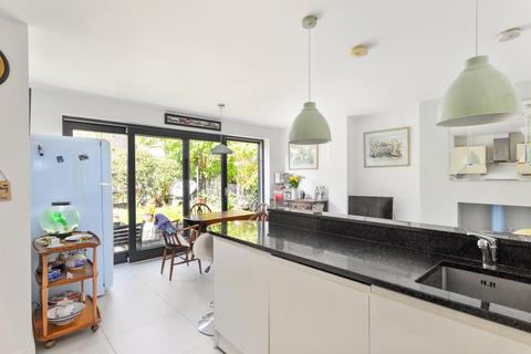 8 Darnell Road, Edinburgh, EH5 3PL