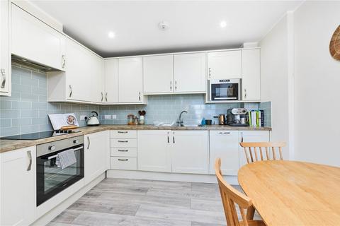 2 bedroom flat to rent, Clapham Road, Clapham, London, SW9