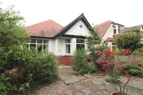 3 bedroom bungalow for sale - Preston New Road, Southport, Merseyside, PR9