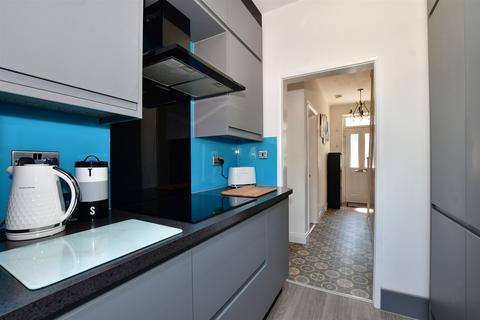 69 Guy Road, Wallington, SM6 7LZ