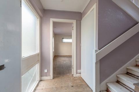 4 Abbeyhill Crescent, Edinburgh, EH8 8DZ