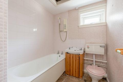4 Abbeyhill Crescent, Edinburgh, EH8 8DZ