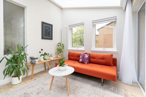 21 Eildon Terrace, Edinburgh, EH3 5NL