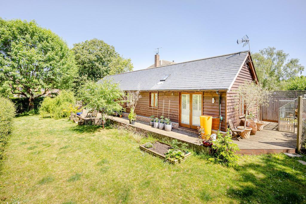 Burma Road, Duxford, CB22 2 bed detached bungalow for sale £550,000