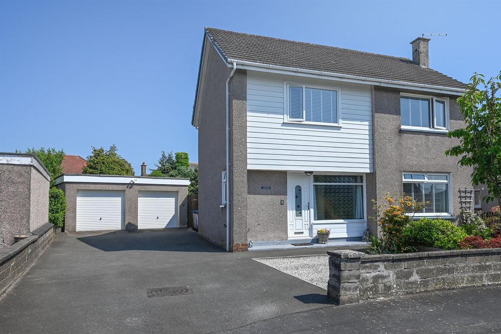 1 East Drive, Larbert 4 bed detached house for sale £385,000