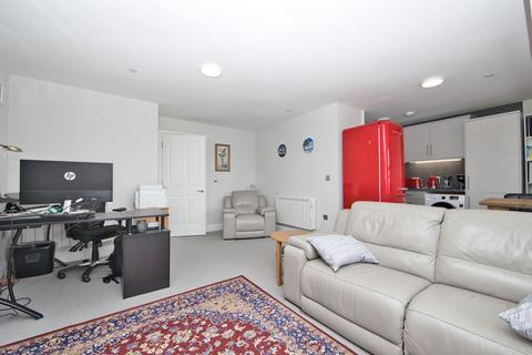 2 bedroom flat for sale - Marine Parade, Folkestone, CT20