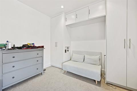 2 bedroom apartment to rent, Adelaide Grove, London, W12