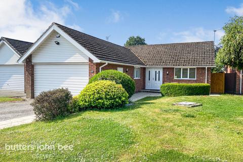2 bedroom detached bungalow for sale - Aldford Close, Hough