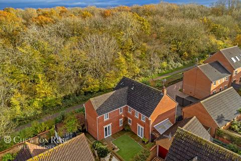 13 Beddoes Croft, Medbourne, Milton Keynes, MK5 6FQ