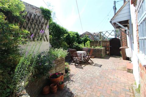 3 bedroom end of terrace house to rent, Sussex Road, Petersfield, Hampshire, GU31