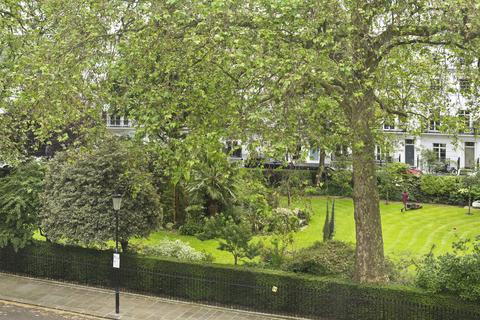 2 bedroom apartment for sale, Egerton Gardens, London, SW3