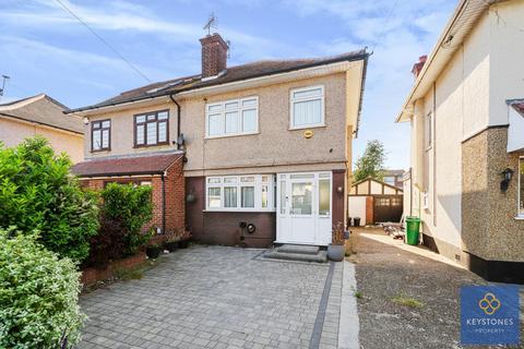 151 Carter Drive, Romford, RM5 2UX
