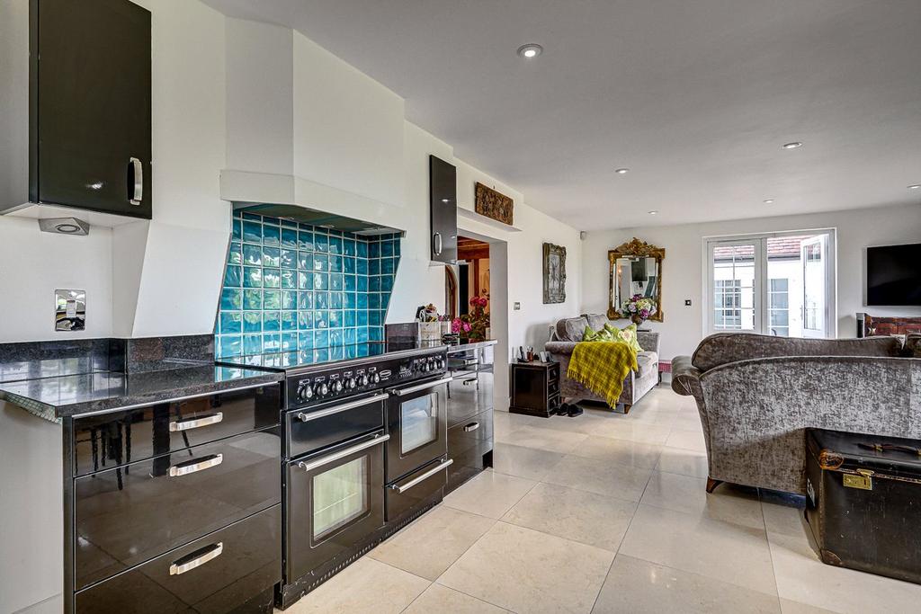Kitchen/Family