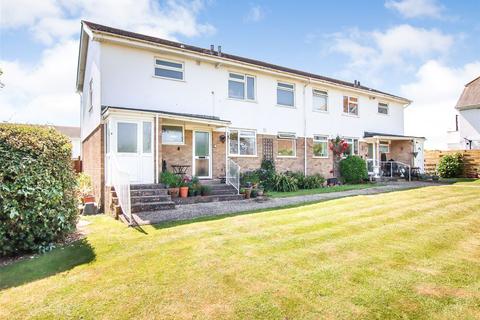 2 bedroom apartment for sale, Shore Close, Milford-On-Sea, Hampshire, SO41