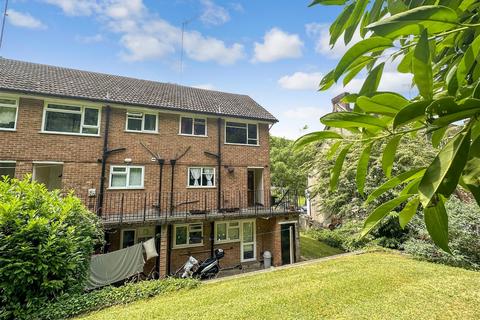 2 bedroom maisonette for sale, Lower Barn Road, Purley, Surrey