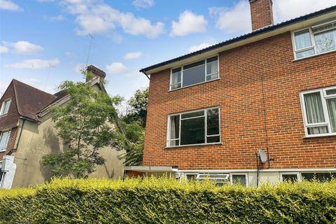 2 bedroom maisonette for sale, Lower Barn Road, Purley, Surrey