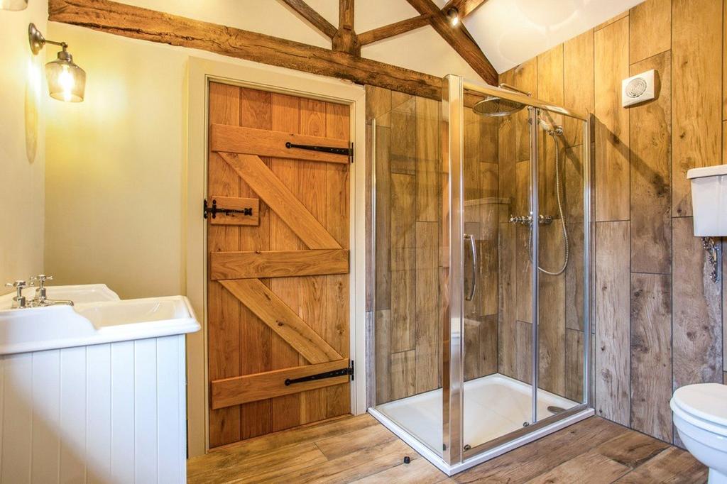 The Granary Bathroom