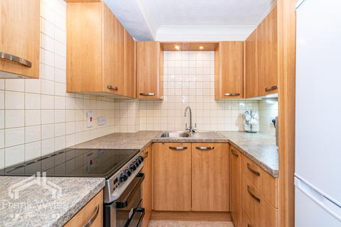 1 bedroom flat for sale - Henry Street, Lytham