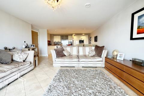 2 bedroom flat for sale, Estuary View, Victory Boulevard,  Lytham