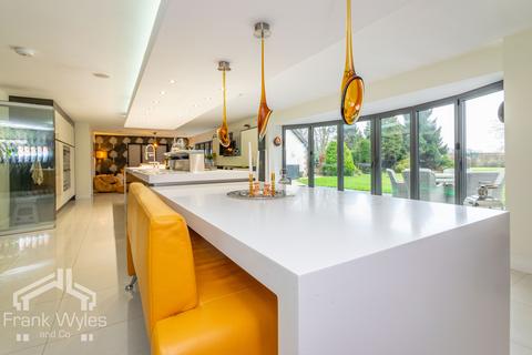 5 bedroom detached house for sale, Fox Lane Ends, Westby