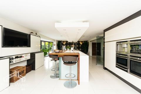 5 bedroom detached house for sale, Fox Lane Ends, Westby