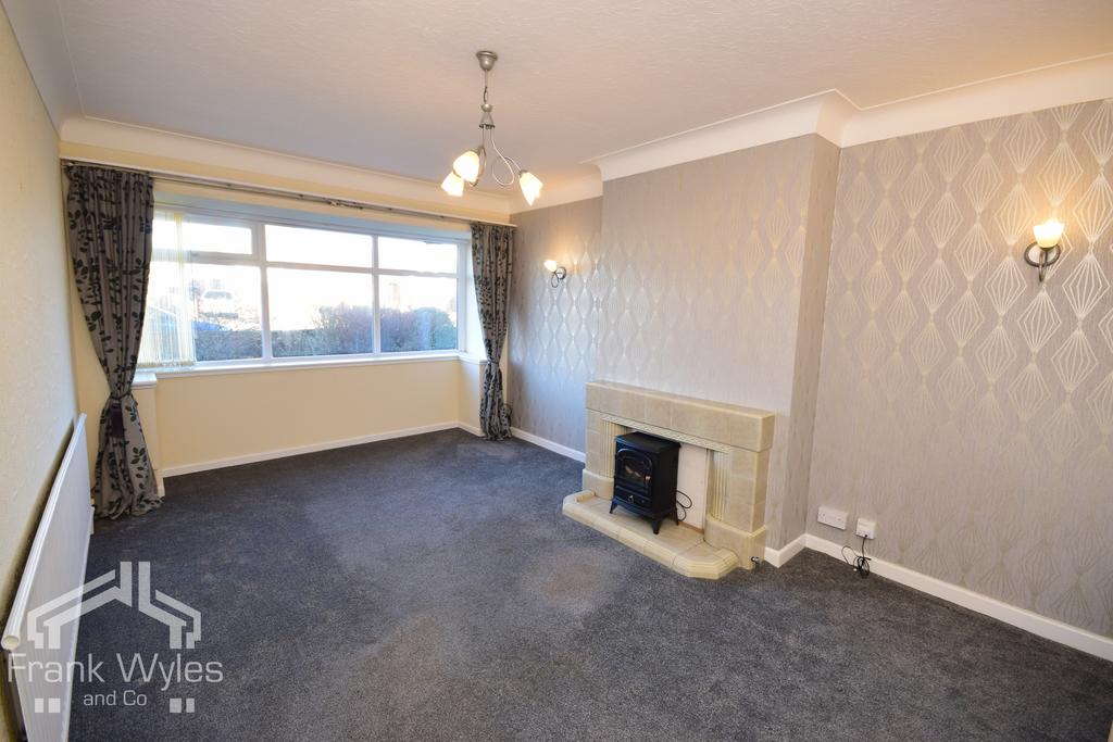 Boston Road, Lytham St Annes, Lancashire 2 bed semidetached bungalow