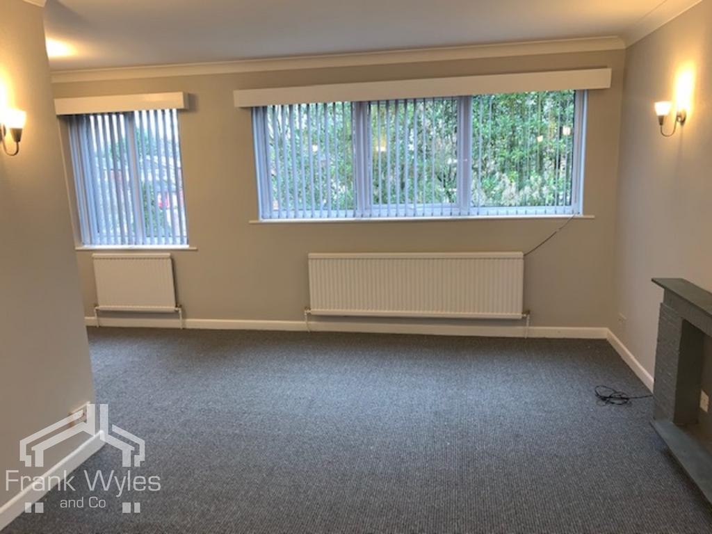 St Annes Road East, Lytham St Annes, Lancashire 2 bed flat for sale £