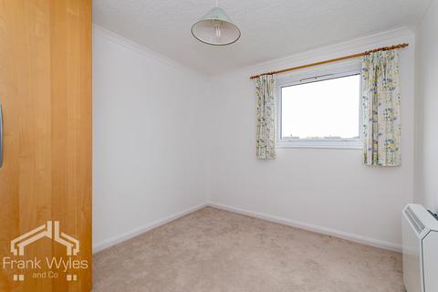 2 bedroom flat for sale, Waddington Road, Lytham St Annes, Lancashire