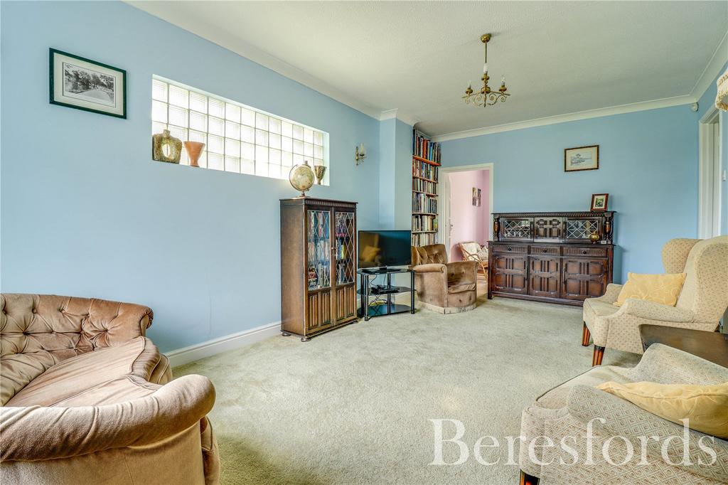 Tyelands, Billericay, CM12 4 bed detached house for sale £675,000