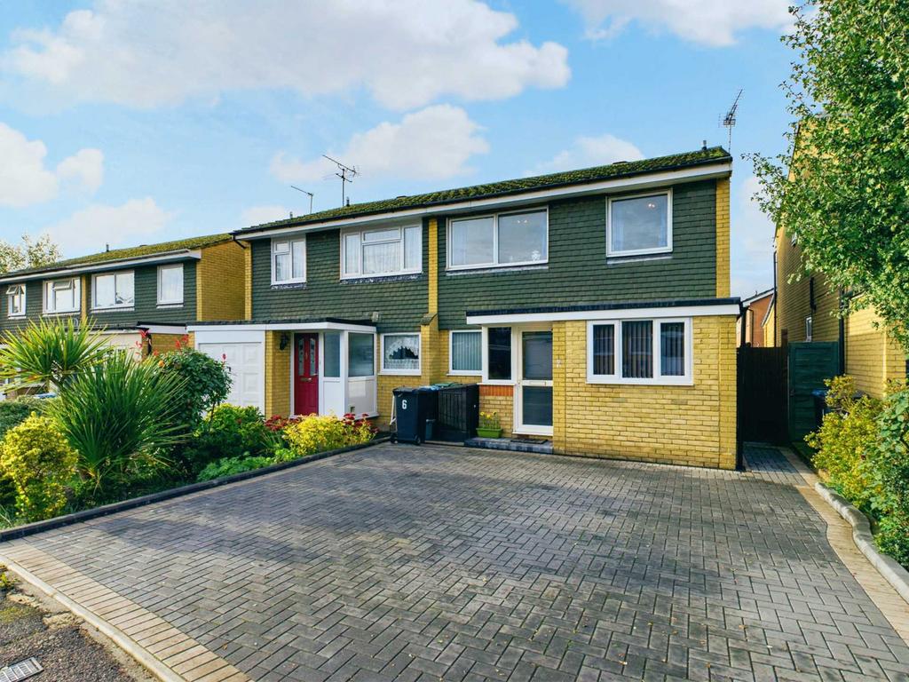Ranworth Close, Hemel Hempstead 4 bed semidetached house for sale £