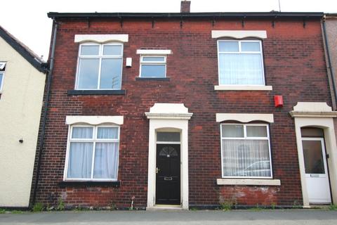 4 bedroom terraced house for sale, Moorgate Street, Mill Hill, Blackburn