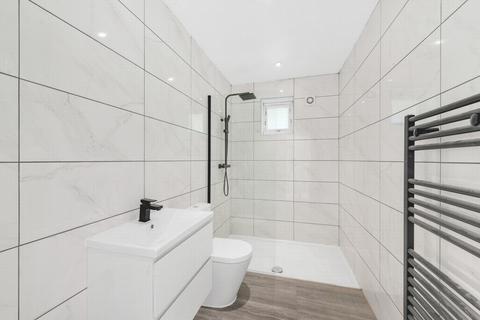 591a Westhorne Avenue, London, SE9 6JX