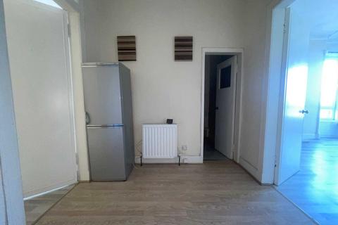 2 bedroom flat to rent, Ferry Road, Renfrew