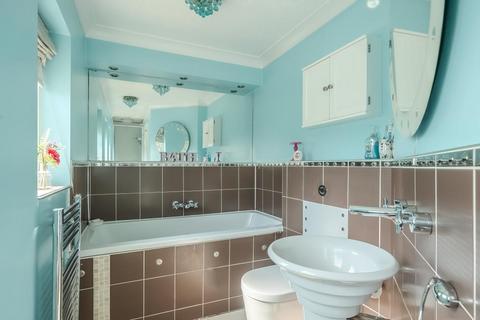 34 Edinburgh Drive, Didcot, OX11 7HT