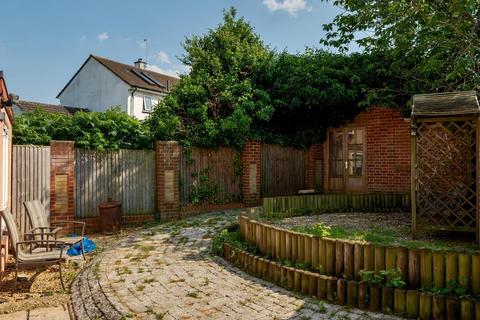 34 Edinburgh Drive, Didcot, OX11 7HT