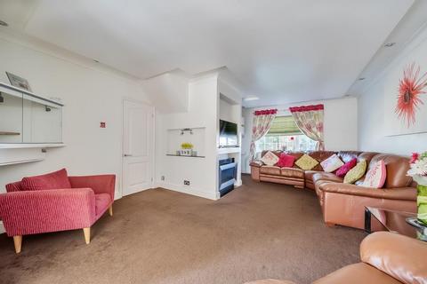 34 Edinburgh Drive, Didcot, OX11 7HT