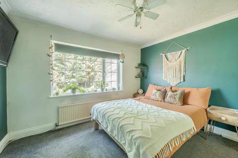 34 Edinburgh Drive, Didcot, OX11 7HT