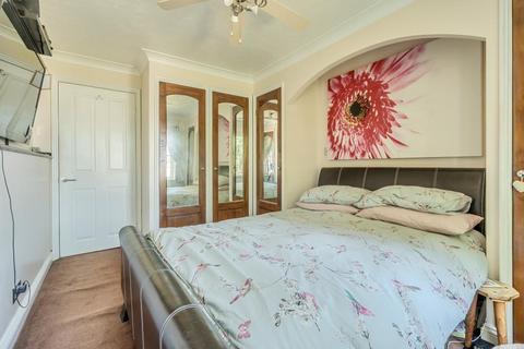 34 Edinburgh Drive, Didcot, OX11 7HT