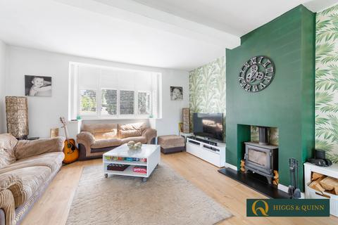 42 Lodge Close, Fetcham, Leatherhead, KT22 9QZ