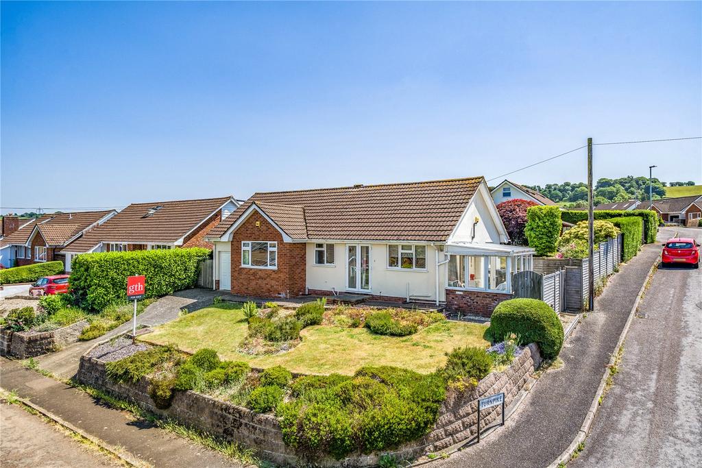 Pine Grove, Honiton, Devon, EX14 2 bed bungalow for sale £425,000
