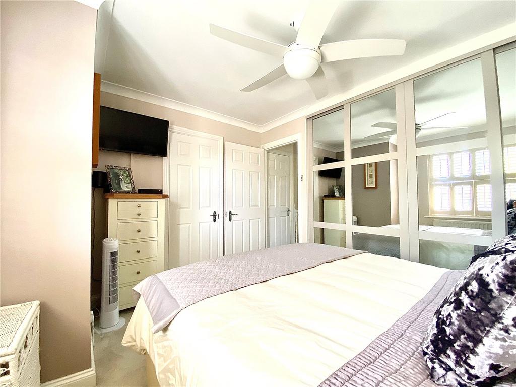 Bed 1 Reverse