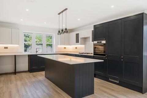 undefined, Swains Lane, Flackwell Heath, High Wycombe, HP10