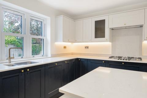 undefined, Swains Lane, Flackwell Heath, High Wycombe, HP10