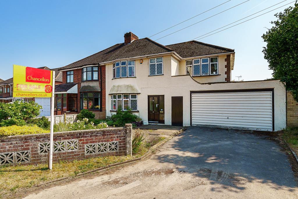 Earley / Maiden Erlegh Area, Berkshire, RG6 4 bed semidetached house