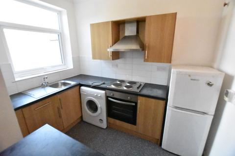 2 bedroom apartment to rent, Victory Road, Blackpool, FY1