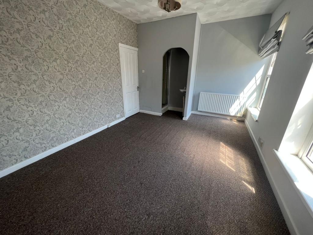 2 Talbot Street,Gowerton,Swansea 3 bed terraced house to rent £850