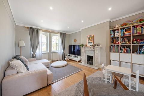 3 bedroom flat for sale, Parkhill Road, Belsize Park, London, NW3